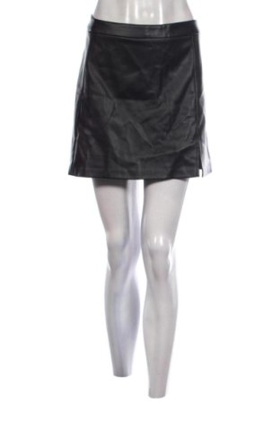 Φούστα Sinsay, Μέγεθος S, Χρώμα Μαύρο, Τιμή 6,00 €, #137445788