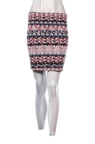 Fustă Bershka, Mărime M, Culoare Multicolor, Preț 31,00 Lei, #137462616