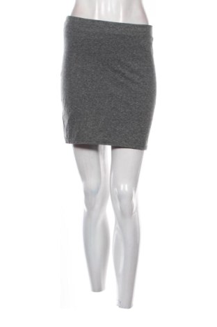 Spódnica H&M, Rozmiar M, Kolor Szary, Cena 21,17 zł, #137472403