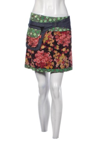Fustă Lingam, Mărime M, Culoare Multicolor, Preț 38,95 Lei, #137479103