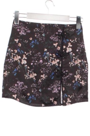 Fustă Pull&Bear, Mărime XXS, Culoare Multicolor, Preț 33,97 Lei, #137445029