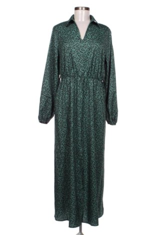 Rochie SHEIN, Mărime XL, Culoare Multicolor, Preț 136,48 Lei, #137475529