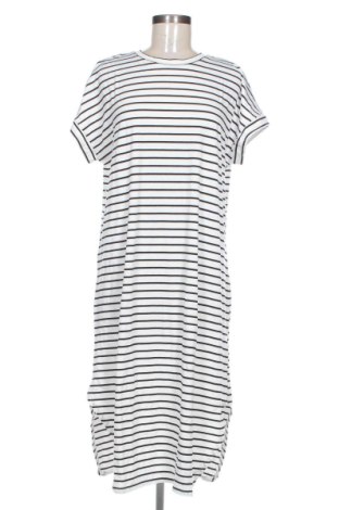Rochie SHEIN, Mărime M, Culoare Multicolor, Preț 65,99 Lei, #137478564