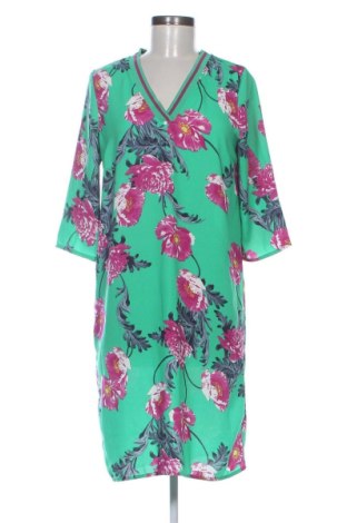 Рокля Vero Moda, Размер S, Цвят Многоцветен, Цена 10,67 €, #137487543