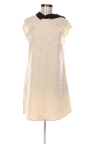 Rochie Unbranded, Mărime M, Culoare Ecru, Preț 74,00 Lei, #137490742