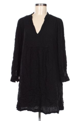 Рокля H&M, Размер M, Цвят Черен, Цена 12,00 €, #137493340