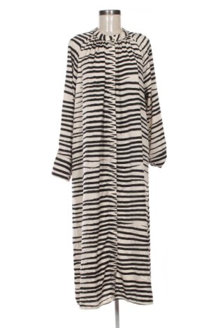 Рокля H&M, Размер L, Цвят Многоцветен, Цена 26,07 €, #137465673