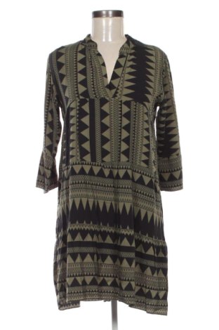 Rochie Haily`s, Mărime M, Culoare Multicolor, Preț 61,00 Lei, #137469292
