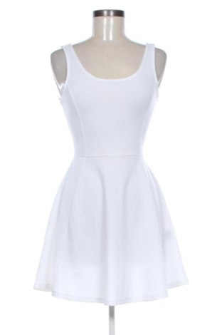 Φόρεμα H&M, Μέγεθος S, Χρώμα Λευκό, Τιμή 22,00 €, #137474093