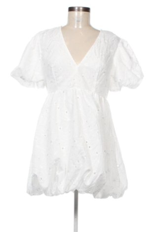 Rochie SHEIN, Mărime M, Culoare Alb, Preț 91,99 Lei, #137474195