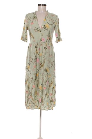 Šaty  Vero Moda, Velikost M, Barva Vícebarevné, Cena  495,00 Kč, #137489781