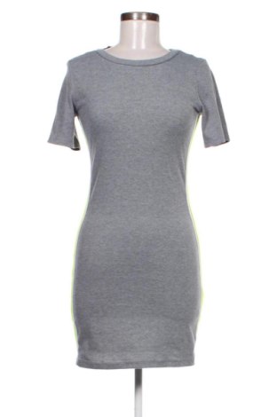 Rochie H&M, Mărime S, Culoare Gri, Preț 52,49 Lei, #137494321
