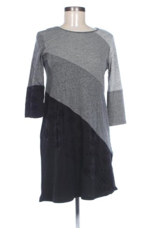 Rochie Desigual, Mărime M, Culoare Multicolor, Preț 194,16 Lei, #137500138