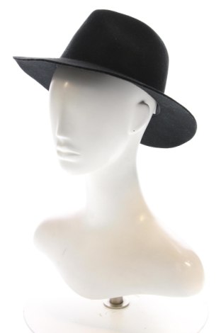 Шапка Selected Femme, Цвят Черен, Цена 27,68 €, #137510429
