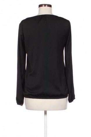 Dámská halenka Bershka, Velikost S, Barva Černá, Cena  49,00 Kč