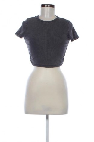 Dámska blúza Cropp, Veľkosť M, Farba Sivá, Cena  4,86 €