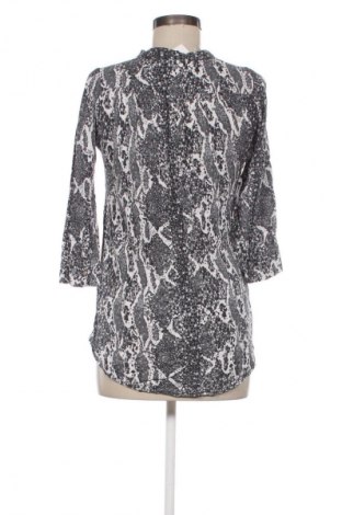 Dámská halenka H&M, Velikost M, Barva Vícebarevné, Cena  49,00 Kč