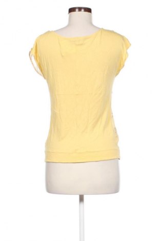 Damen Shirt Pull&Bear, Größe S, Farbe Mehrfarbig, Preis € 1,99