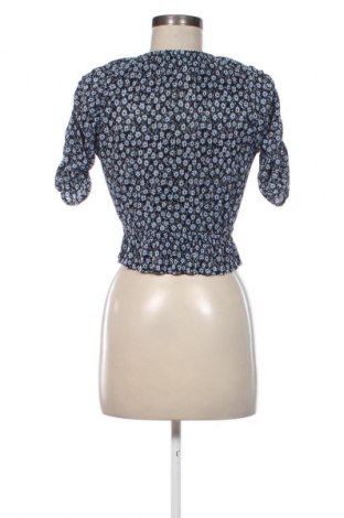 Дамска блуза Pull&Bear, Размер XS, Цвят Многоцветен, Цена 2,04 €