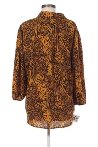 Дамска риза Unbranded, Размер XL, Цвят Многоцветен, Цена 2,55 €
