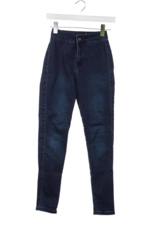 Női farmernadrág Boohoo, Méret XS, Szín Kék, Ár 4 500 Ft