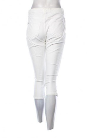 Dámské džíny  C&A, Velikost M, Barva Bílá, Cena  169,00 Kč