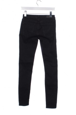 Damskie jeansy Esprit, Rozmiar M, Kolor Czarny, Cena 23,99 zł