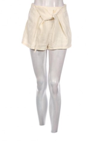 Dámské kraťasy  Bershka, Velikost S, Barva Krémová, Cena  179,00 Kč