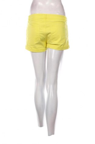 Dámské kraťasy  H&M, Velikost S, Barva Žlutá, Cena  49,00 Kč