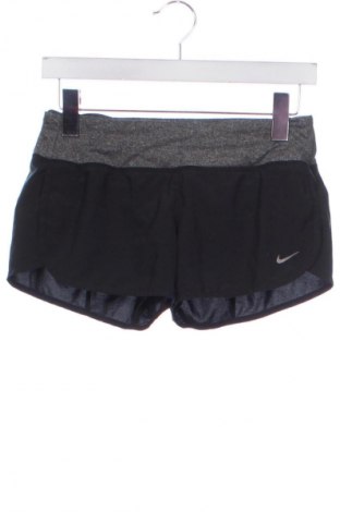 Női rövidnadrág Nike, Méret XS, Szín Fekete, Ár 4 929 Ft