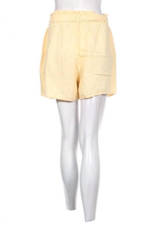 Női rövidnadrág Sinsay, Méret L, Szín Bézs, Ár 2 239 Ft