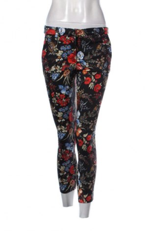 Dámské kalhoty  H&M, Velikost S, Barva Vícebarevné, Cena  89,00 Kč