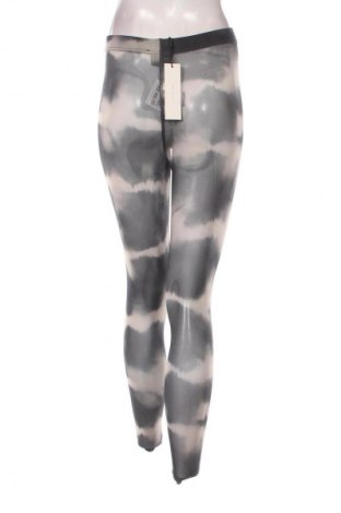 Női nadrág Neo Noir, Méret S, Szín Sokszínű, Ár 5 109 Ft