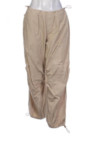 Дамски панталон Pull&Bear, Размер M, Цвят Бежов, Цена 12,98 €