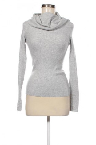 Pulover de femei Bershka, Mărime S, Culoare Gri, Preț 62,99 Lei, #133033366