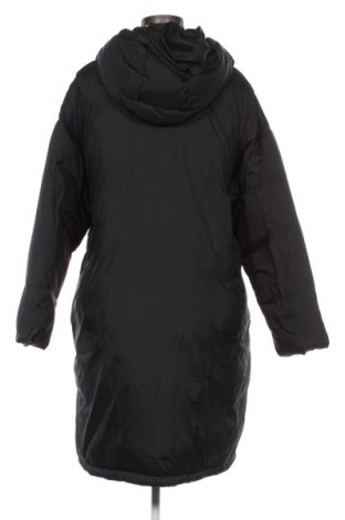 Γυναικείο μπουφάν Karo Kauer, Μέγεθος S, Χρώμα Μαύρο, Τιμή 70,99 €