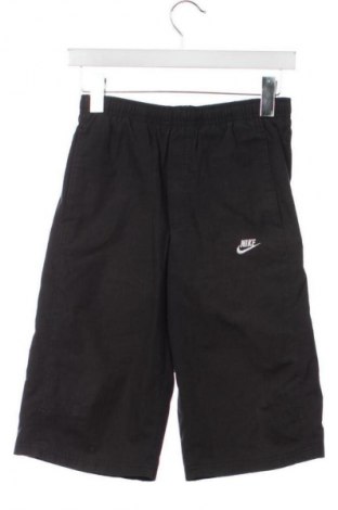 Детски къс панталон Nike, Размер 8-9y/ 134-140 см, Цвят Черен, Цена 9,71 €