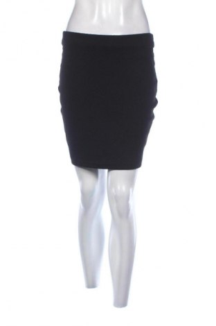 Пола Amisu, Размер M, Цвят Черен, Цена 2,04 €