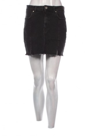 Spódnica Bershka, Rozmiar M, Kolor Czarny, Cena 30,29 zł