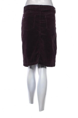 Пола Canda, Размер M, Цвят Лилав, Цена 3,57 €