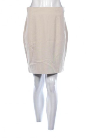 Пола Clarisse, Размер M, Цвят Бежов, Цена 2,04 €