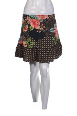 Пола Clockhouse, Размер M, Цвят Многоцветен, Цена 2,04 €