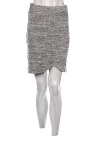 Пола Esmara, Размер S, Цвят Сив, Цена 3,06 €