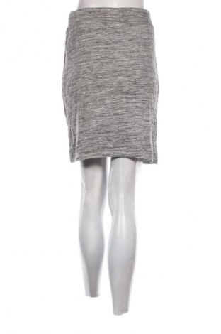 Пола Esmara, Размер S, Цвят Сив, Цена 3,06 €