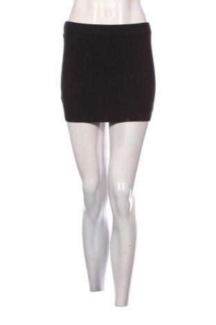 Пола Esmara, Размер S, Цвят Черен, Цена 2,04 €