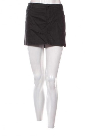 Rock Esprit, Größe M, Farbe Schwarz, Preis 2,99 €