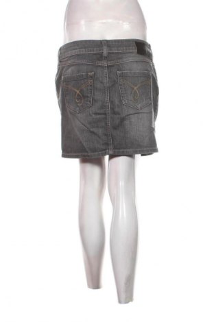 Rock Esprit, Größe L, Farbe Grau, Preis 4,99 €