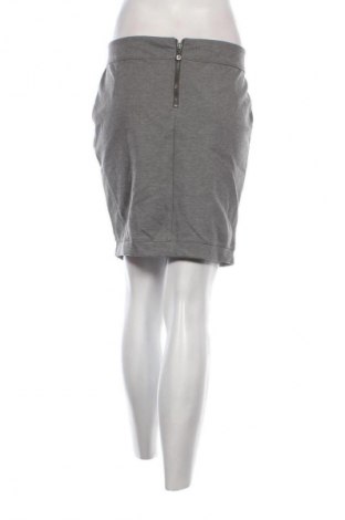 Rock Esprit, Größe L, Farbe Grau, Preis 3,99 €