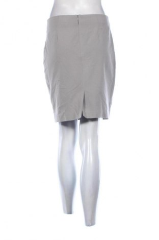 Пола Forever 21, Размер S, Цвят Сив, Цена 4,09 €