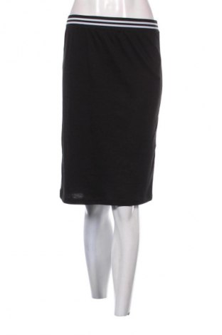 Пола Glamorous, Размер M, Цвят Черен, Цена 16,13 €